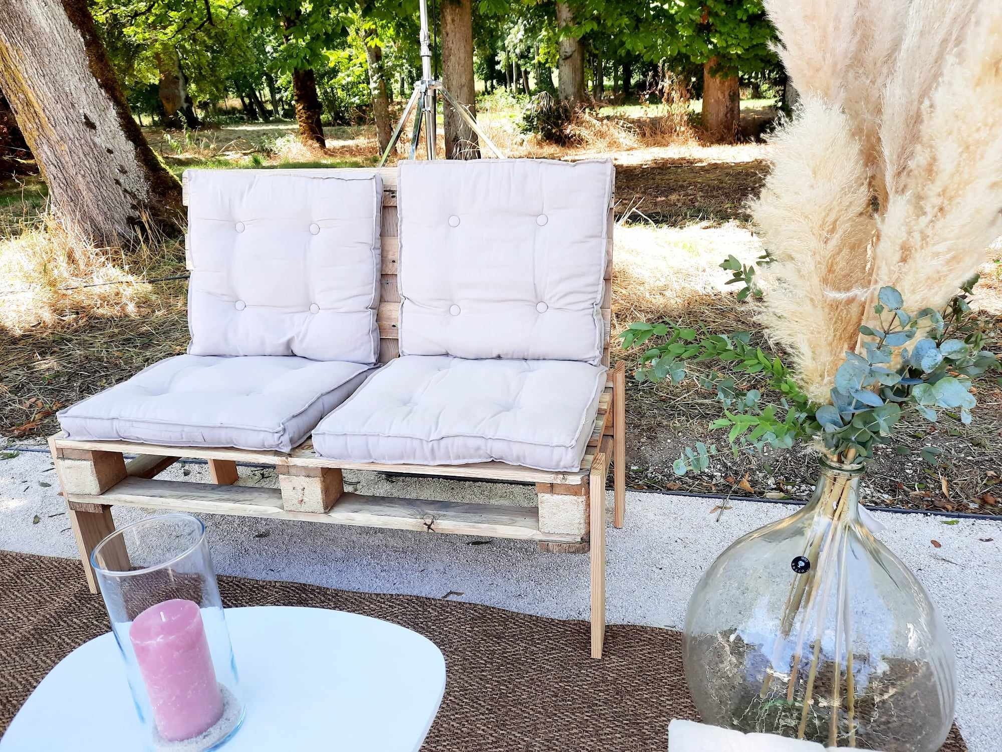 Canapé en palette + coussins