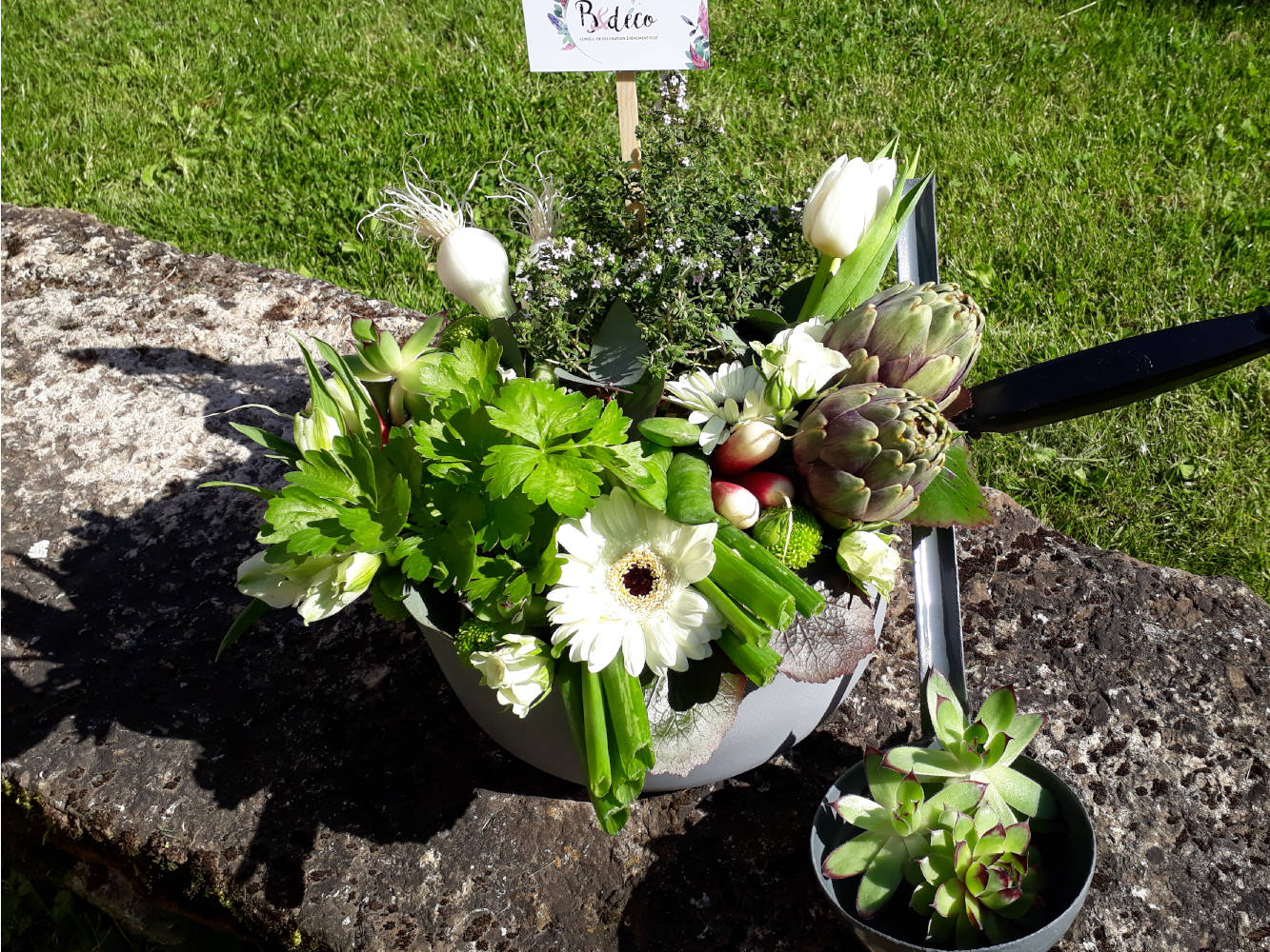 Composition de fleurs et légumes pour les Journées Gourmandes de Saulieu 2017